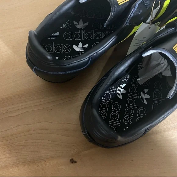 COPY - Size 11 - adidas Samba OG Black Solar Yellow - Picture 7 of 11